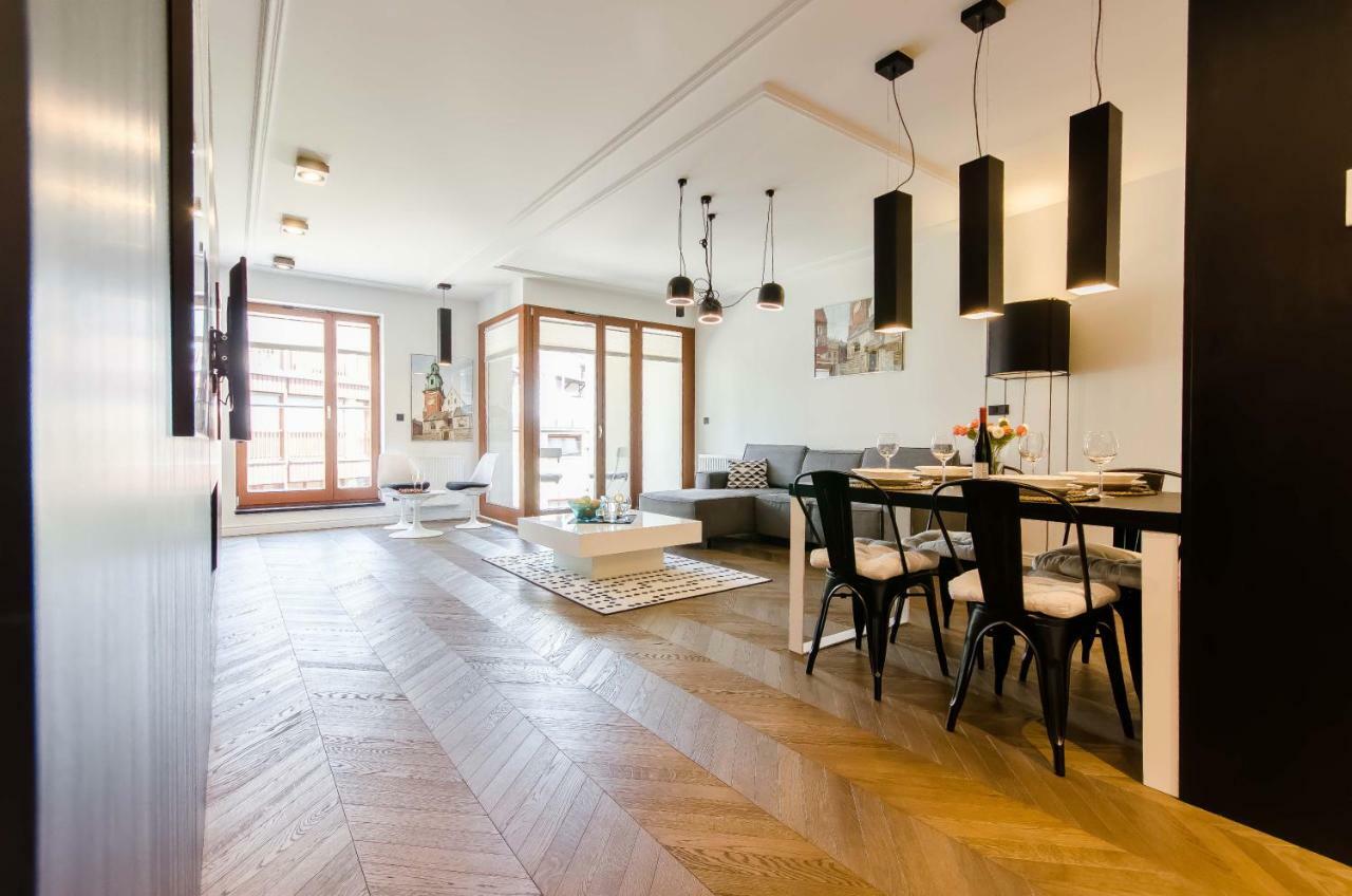 Central Kazimierz Apartment With Balcony Krakow Dış mekan fotoğraf